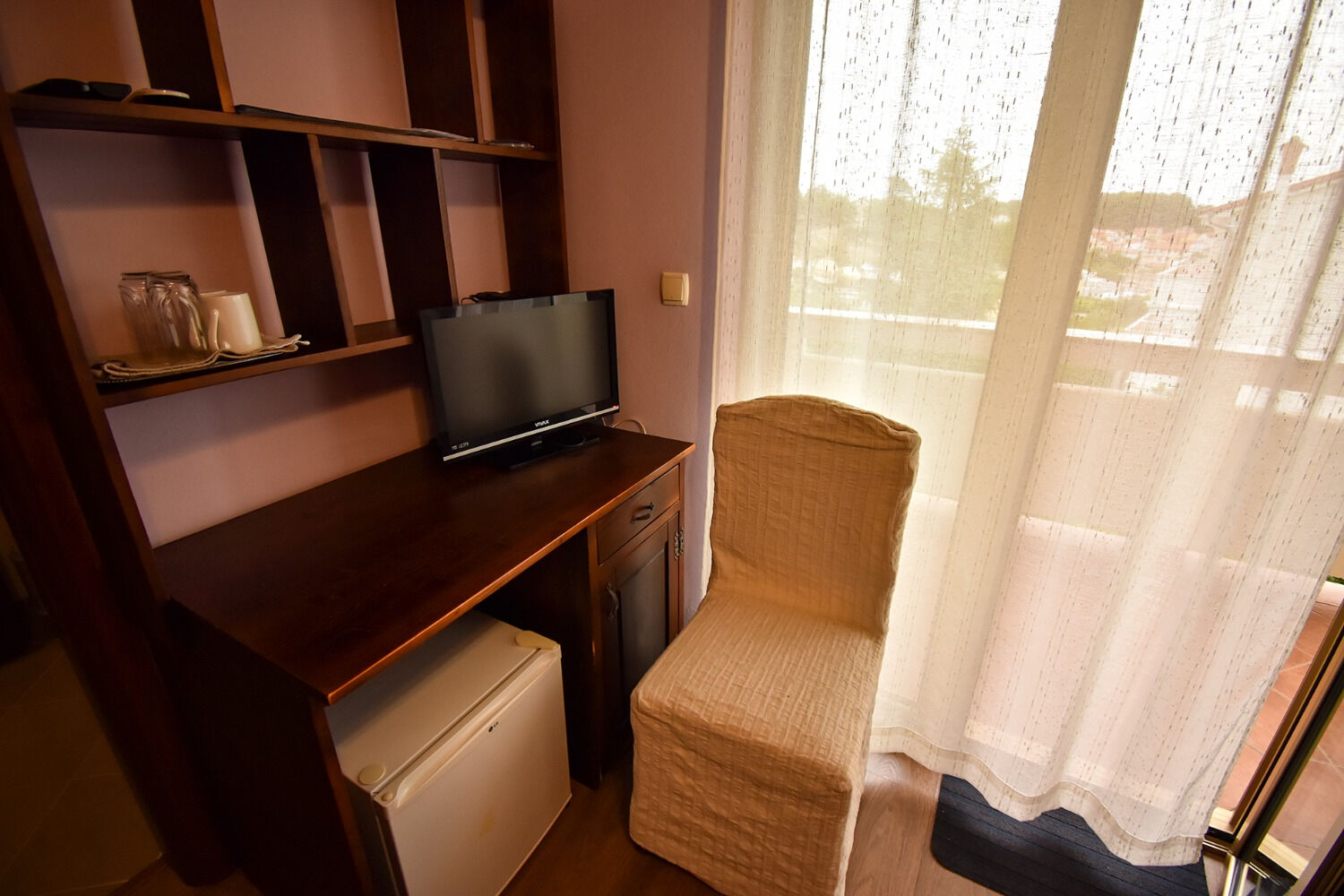Apartments and Rooms Frane 11017-S4