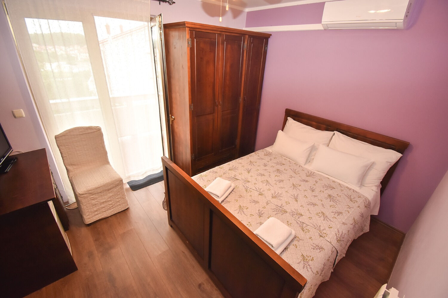 Apartments and Rooms Frane 11017-S4