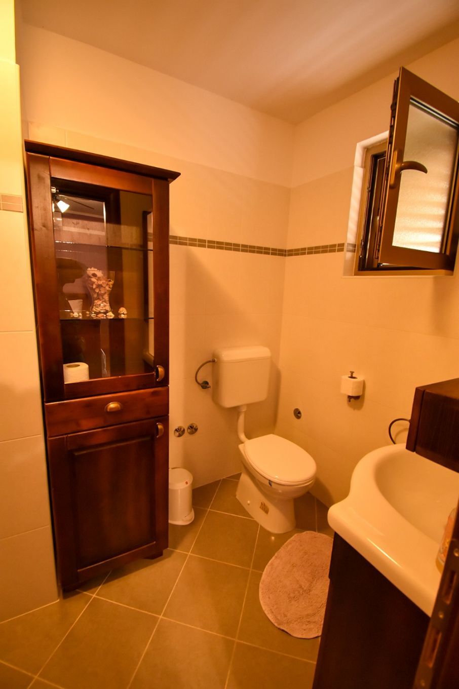 Apartments and Rooms Frane 11017-S4