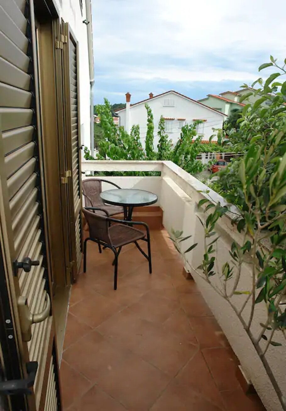 Apartments and Rooms Frane 11017-S5