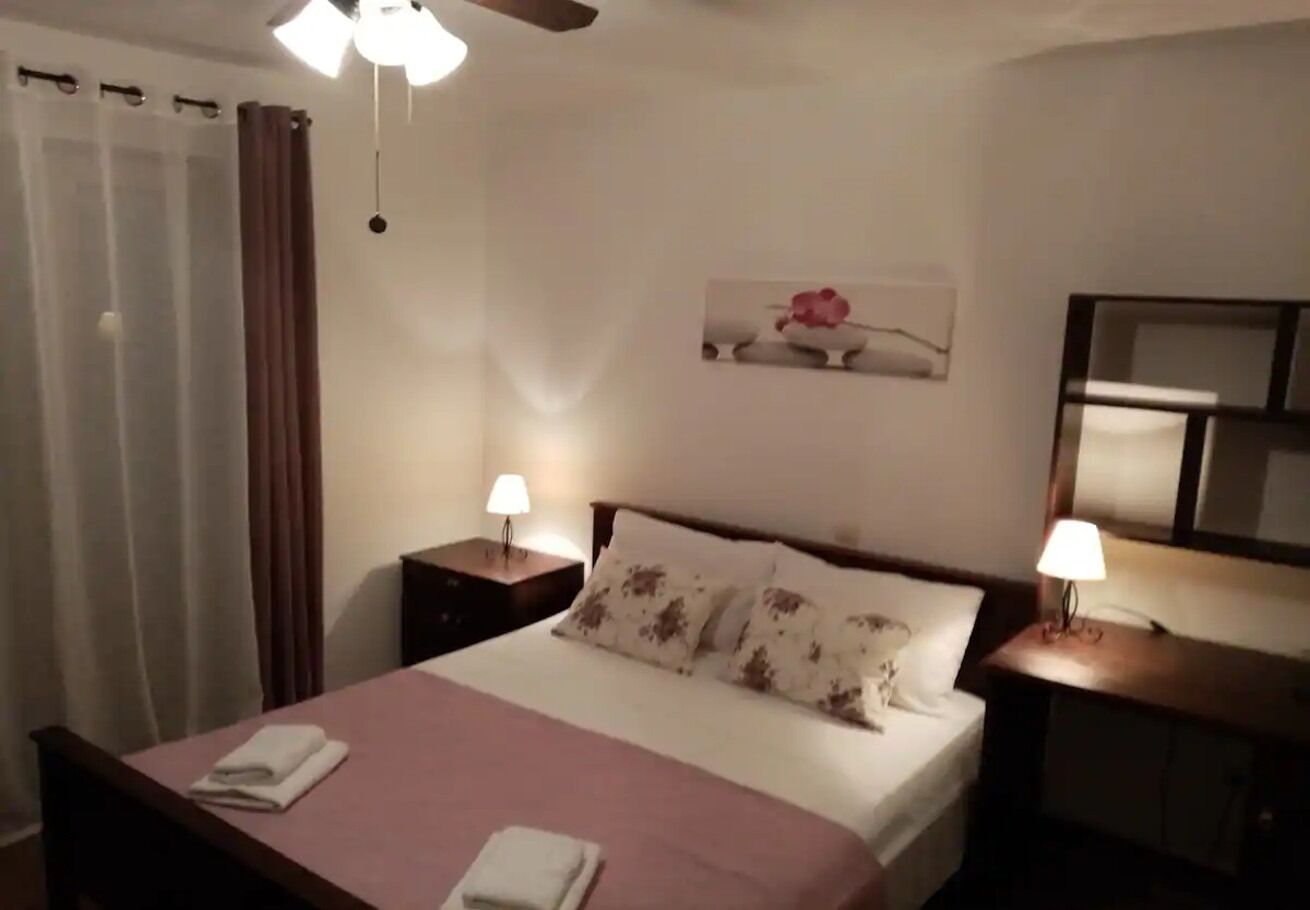 Apartments and Rooms Frane 11017-S5