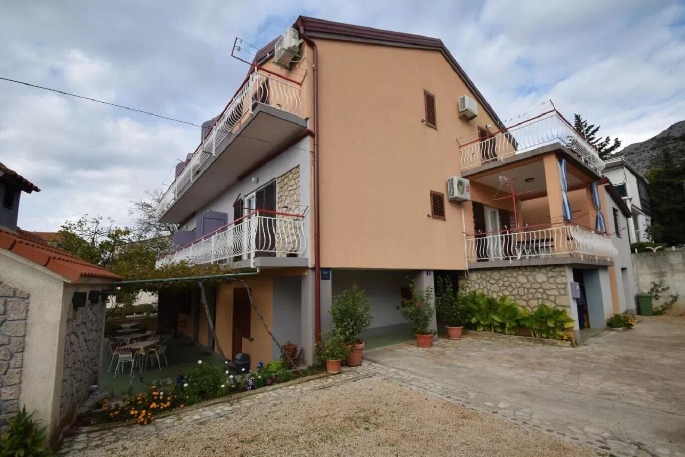 Apartment Mirja 110171-A1