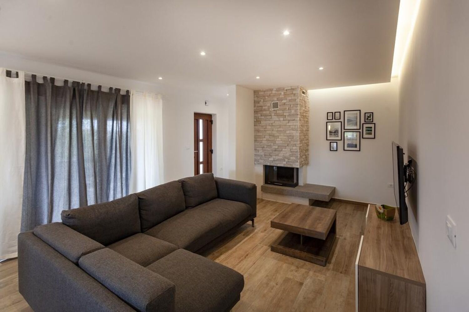 Apartment Roma 110191-A1