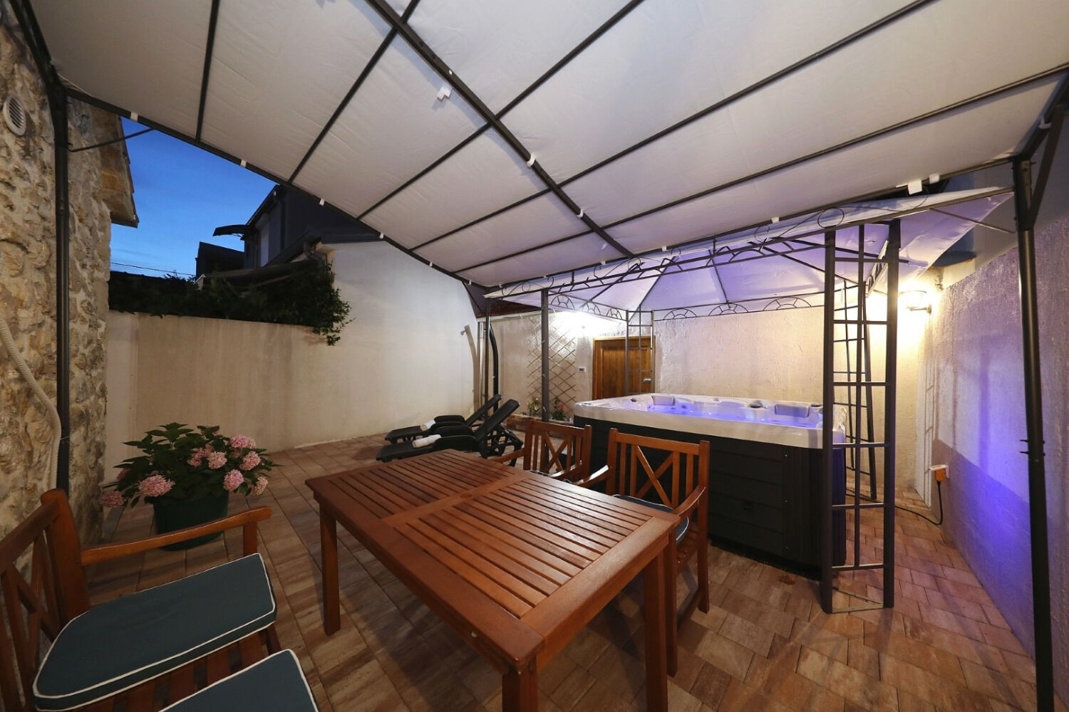 Photo of House Cirrus