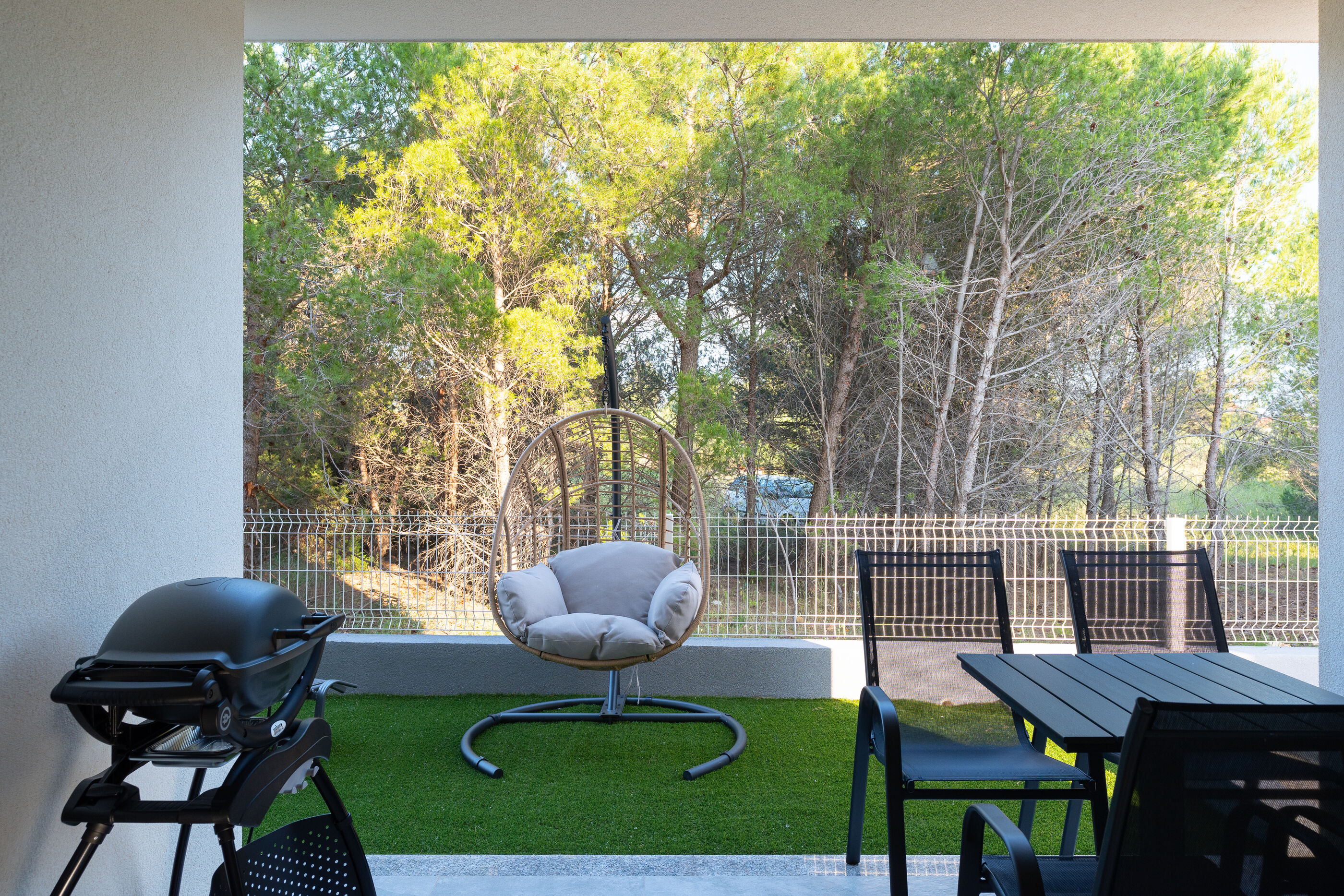 Apartments and Rooms Number One 64133-A8