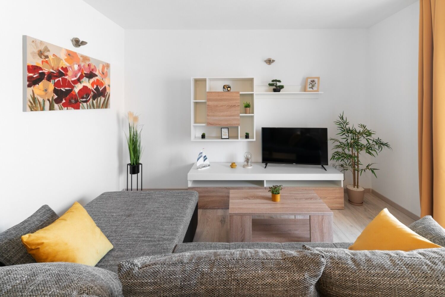 Apartments Lux 2 11028-A1