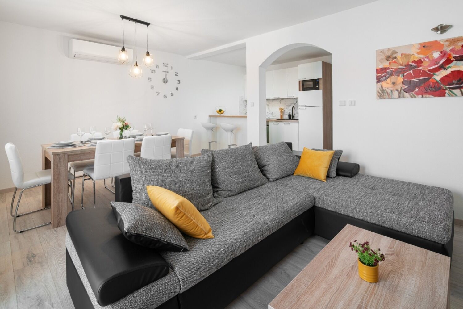 Apartments Lux 2 11028-A1