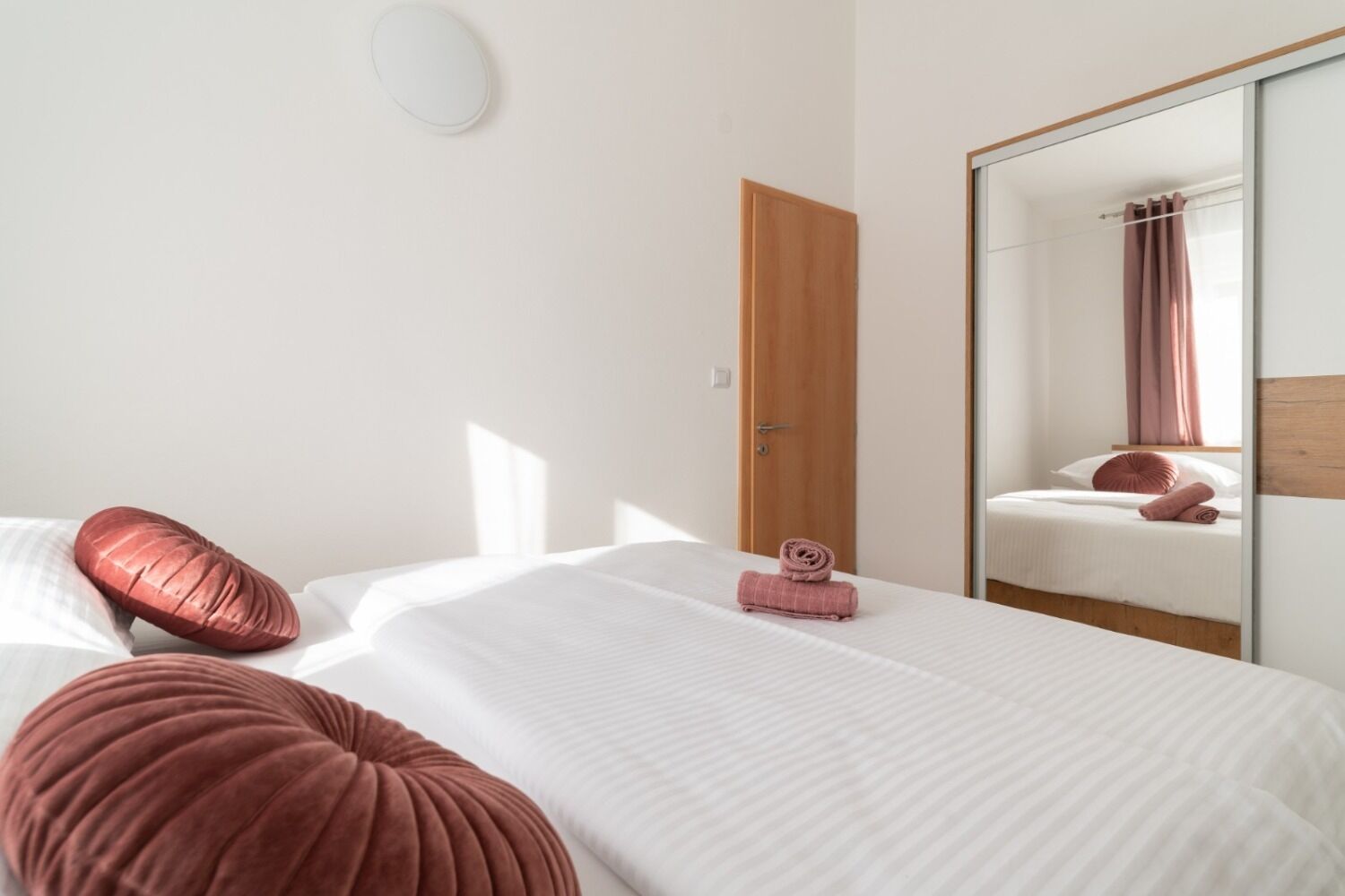 Apartments Lux 2 11028-A2