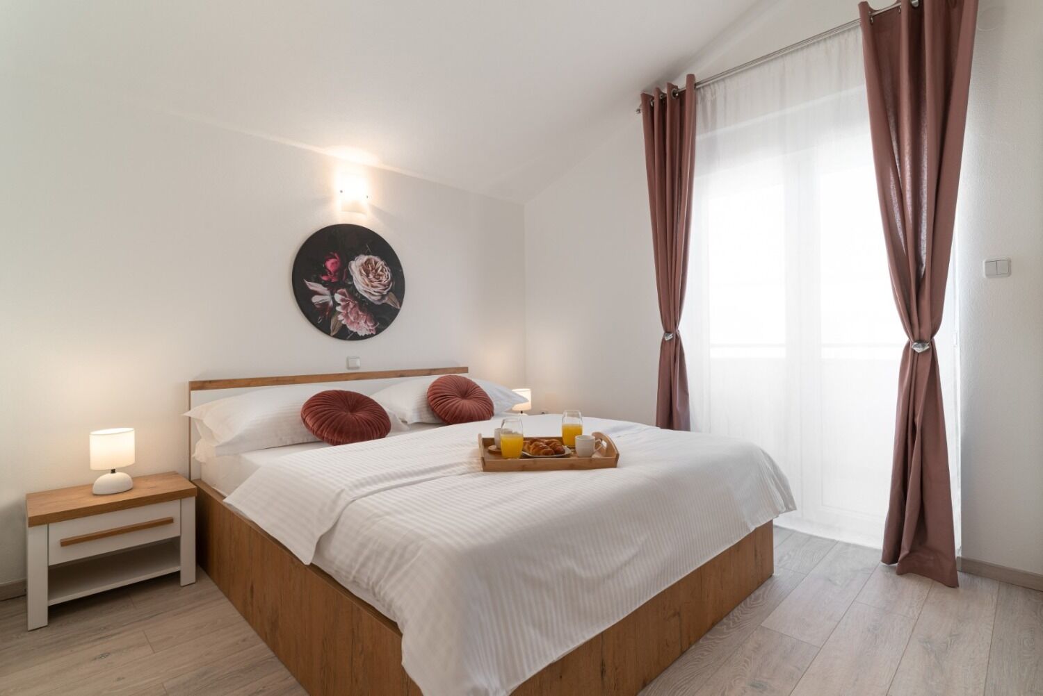 Apartments Lux 2 11028-A2