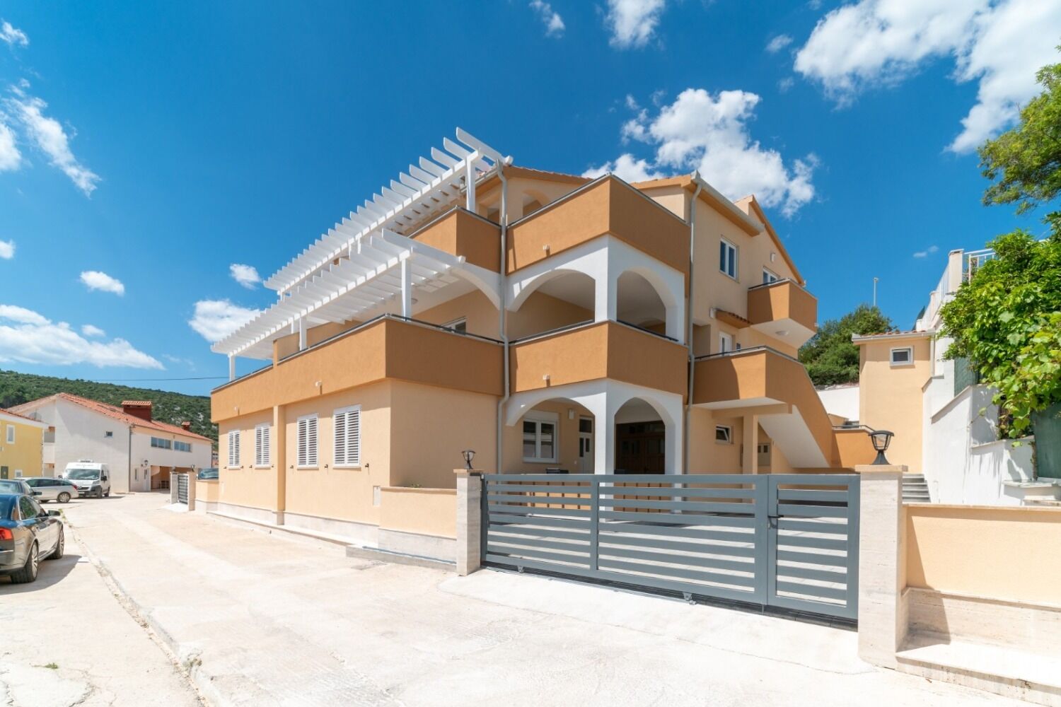 Apartments Lux 2 11028-A1