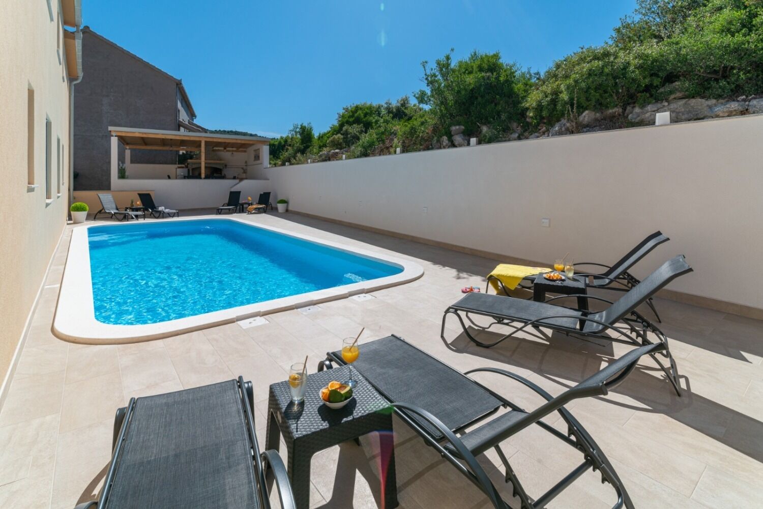 Apartments Lux 2 11028-A1