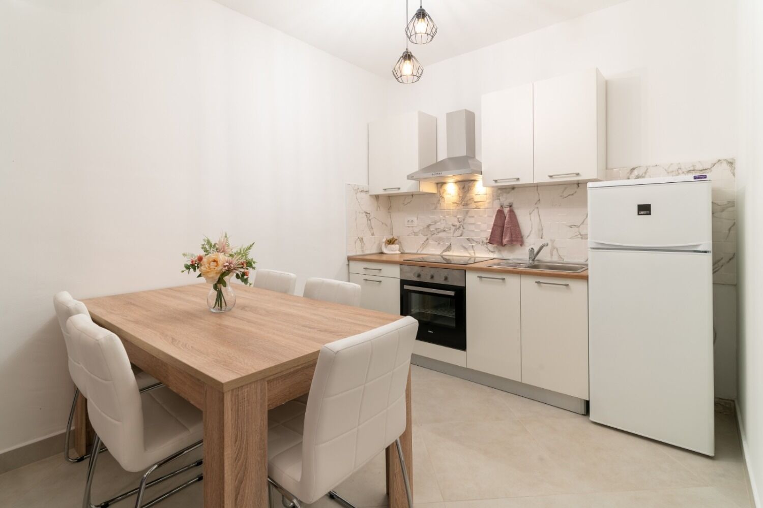 Apartments Lux 1 11029-A2