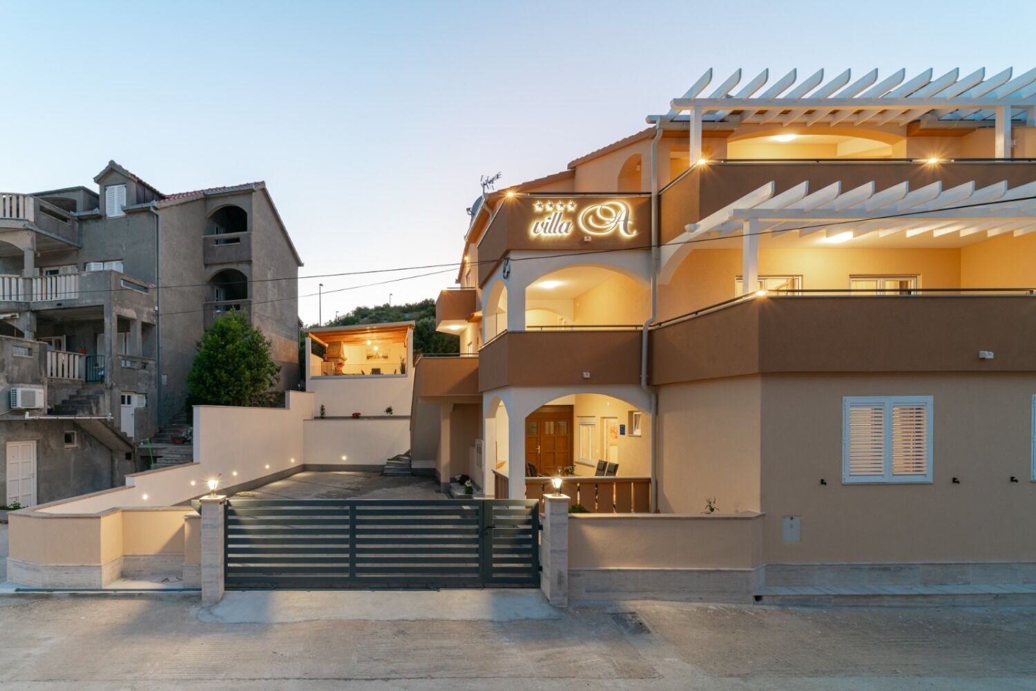 Apartments Lux 1 11029-A1