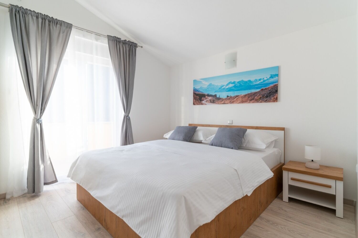 Apartments Lux 3 110221-A2