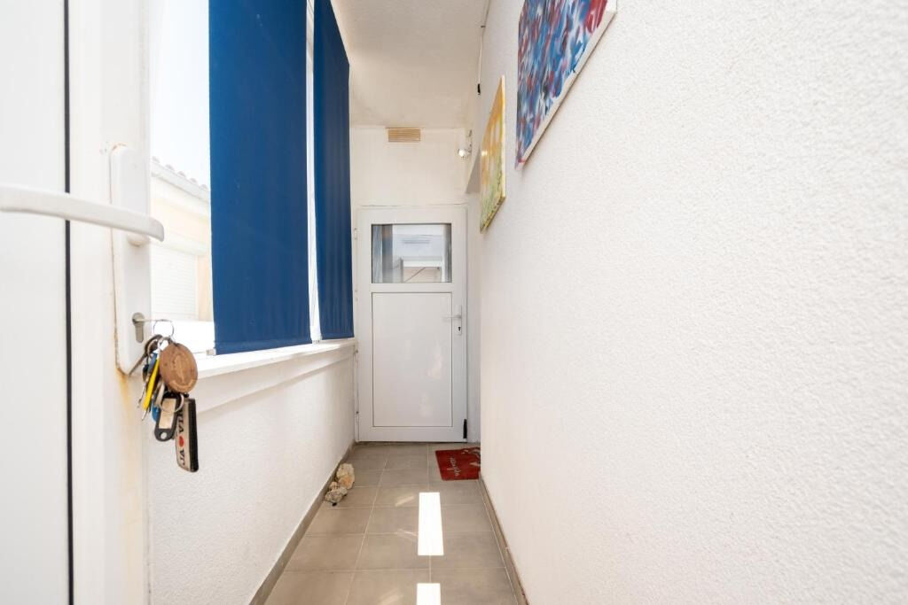 Apartments Gavro 110251-A1