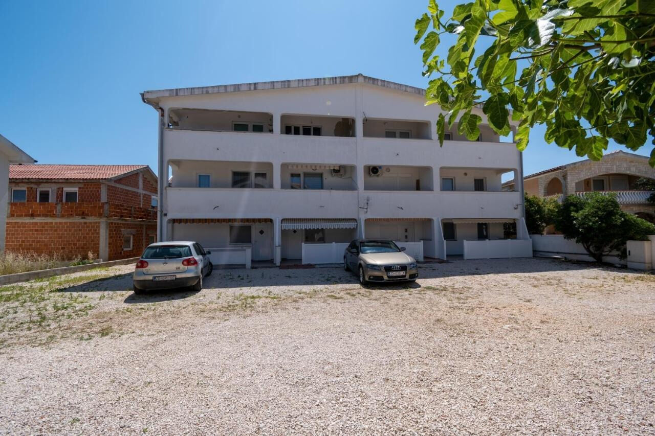 Apartments Gavro 110251-A2