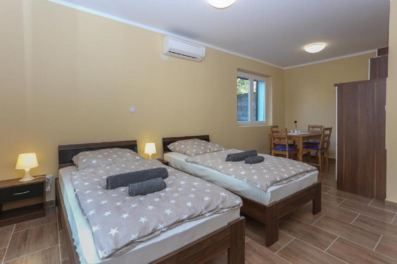 Apartments Slavko with terrace : 110261-A2