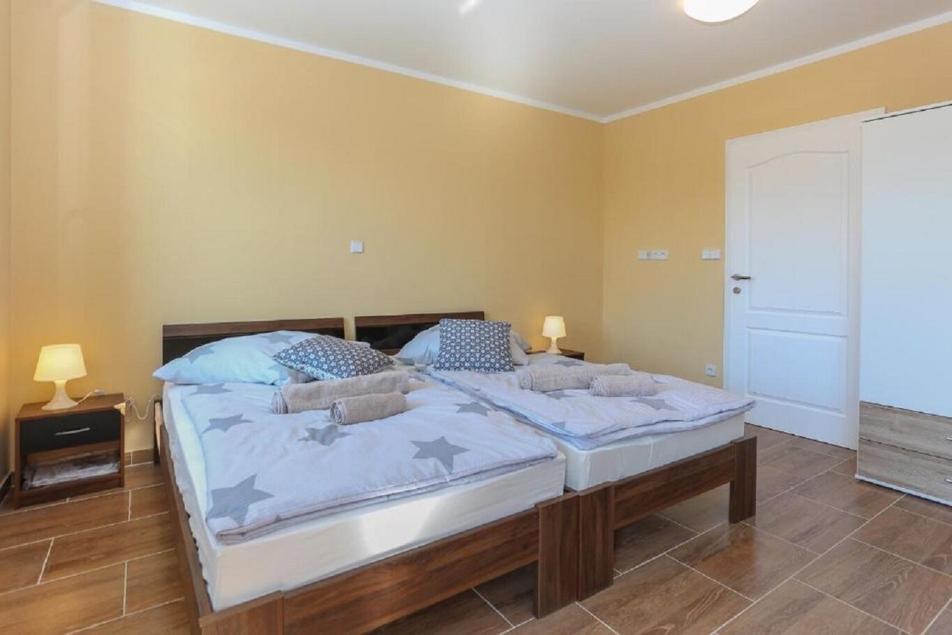 Apartments Slavko with terrace : 110261-A3
