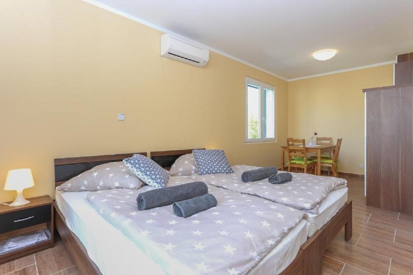 Apartments Slavko with terrace : 110261-A4