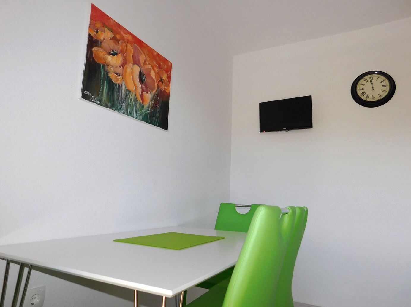 Apartments Coloured 110301-A2