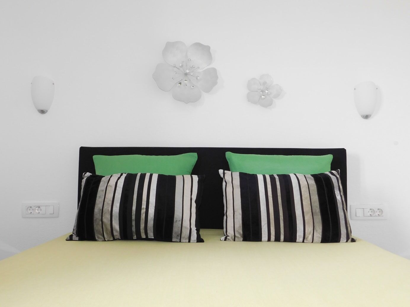 Apartments Coloured 110301-A2