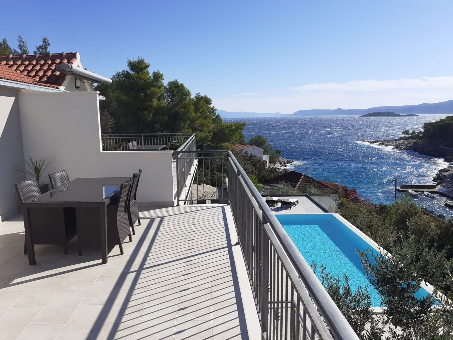 Apartments Sunny Hvar 2 110321-A1