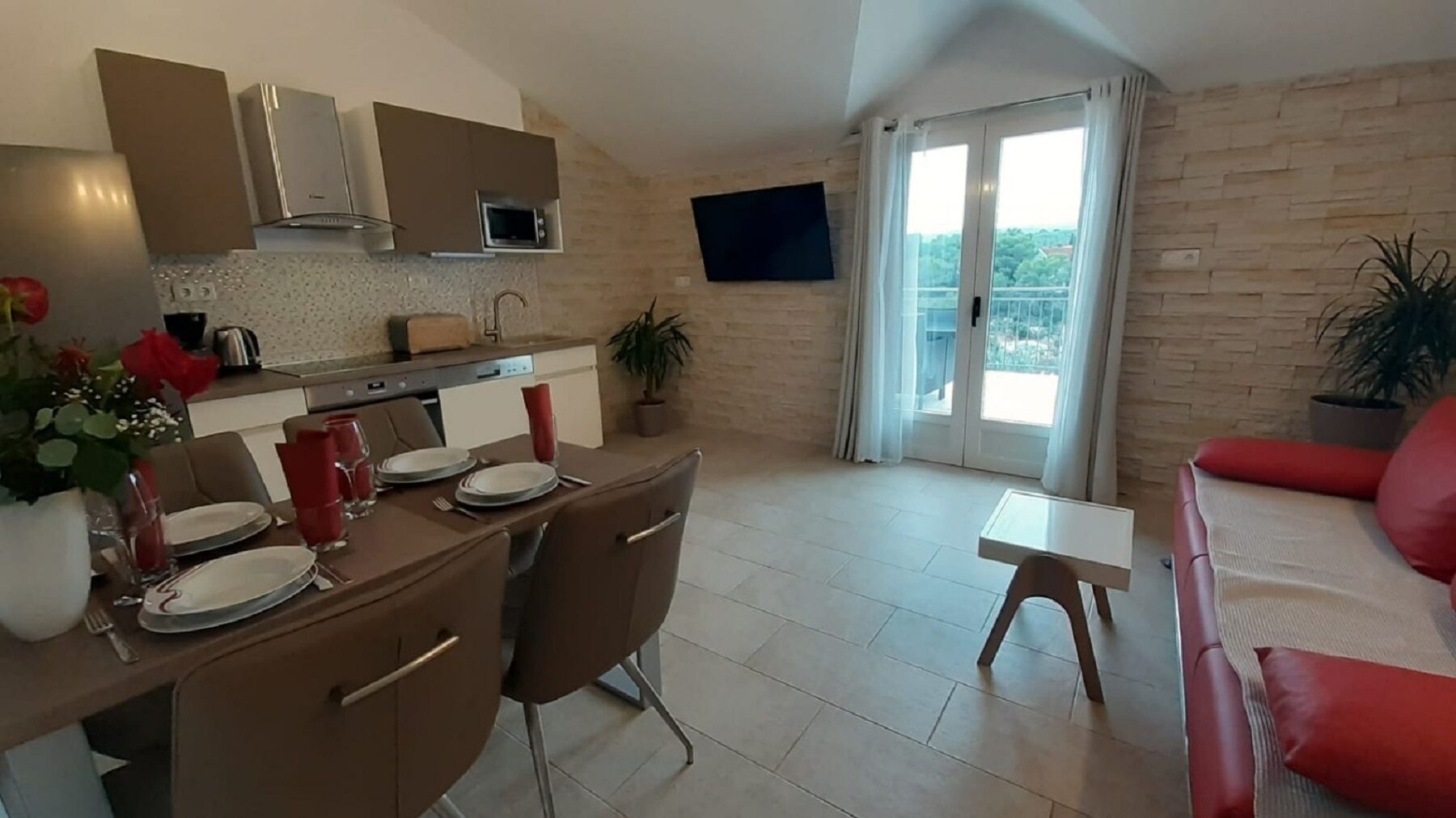 Apartments Sunny Hvar 2 110321-A1