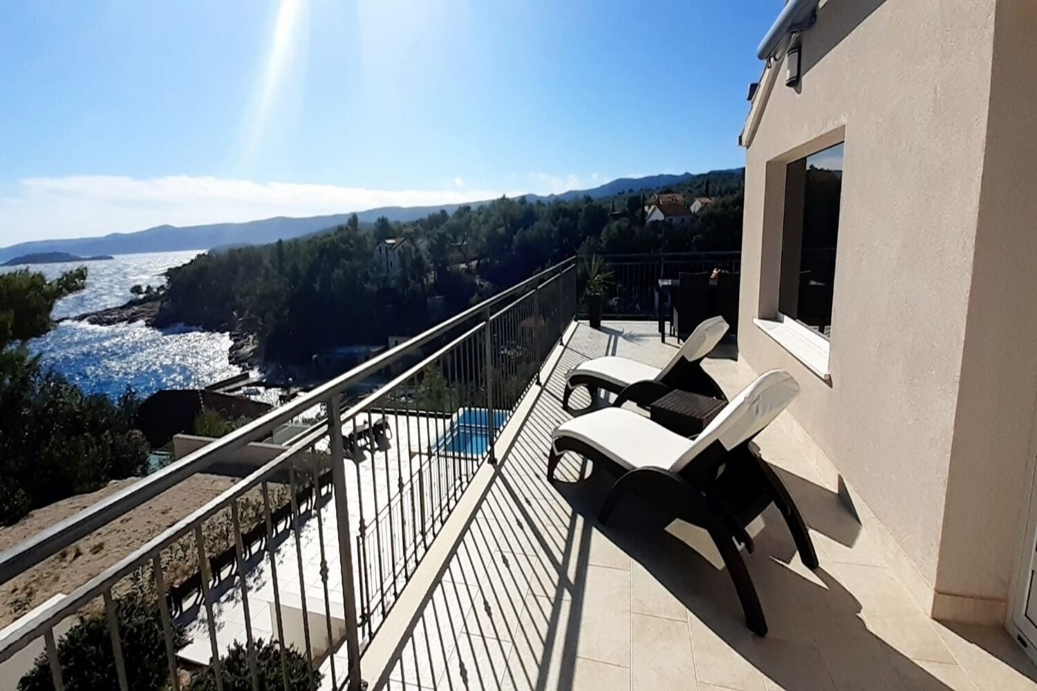 Apartments Sunny Hvar 2 110321-A2