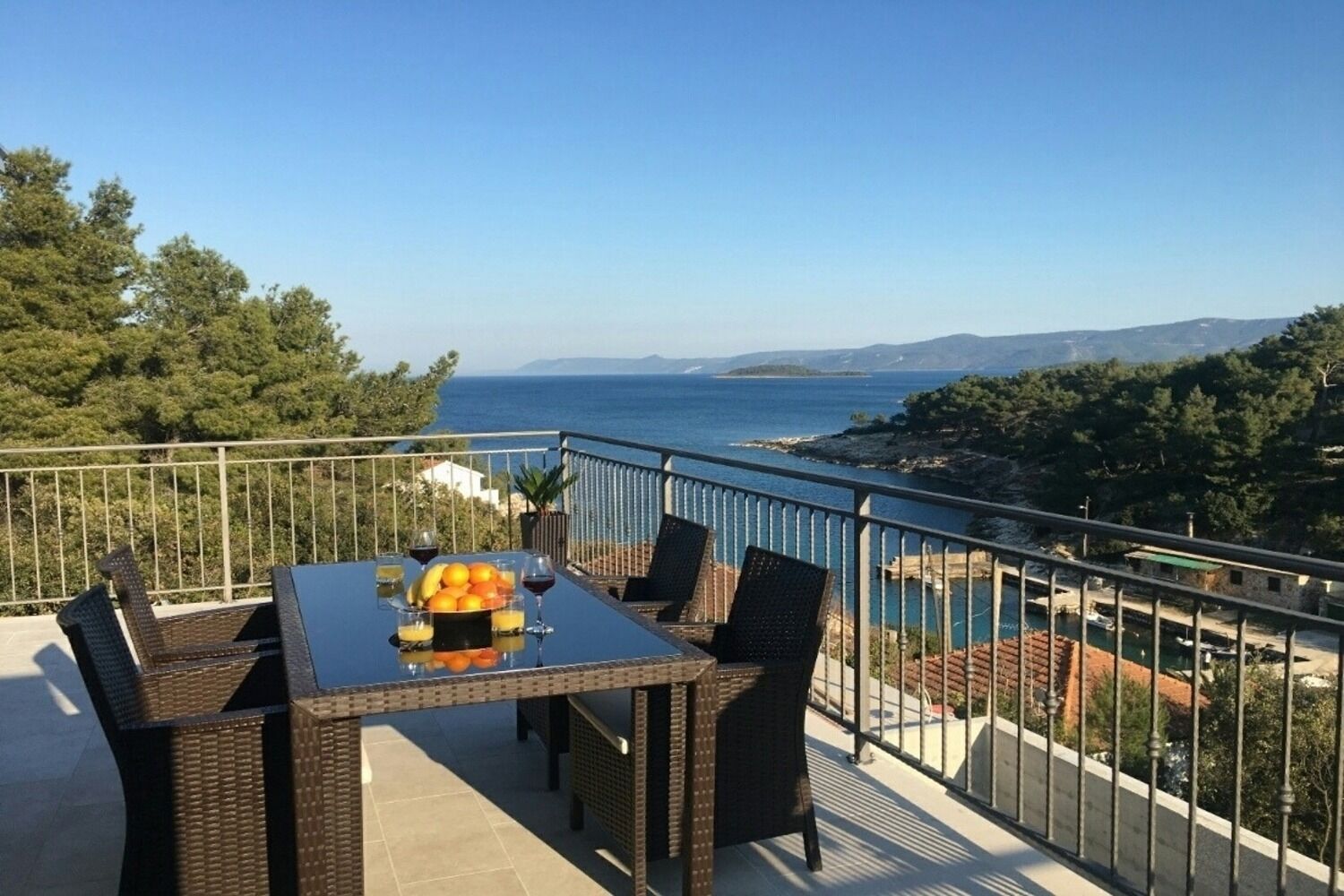 Apartments Sunny Hvar 2 110321-A2