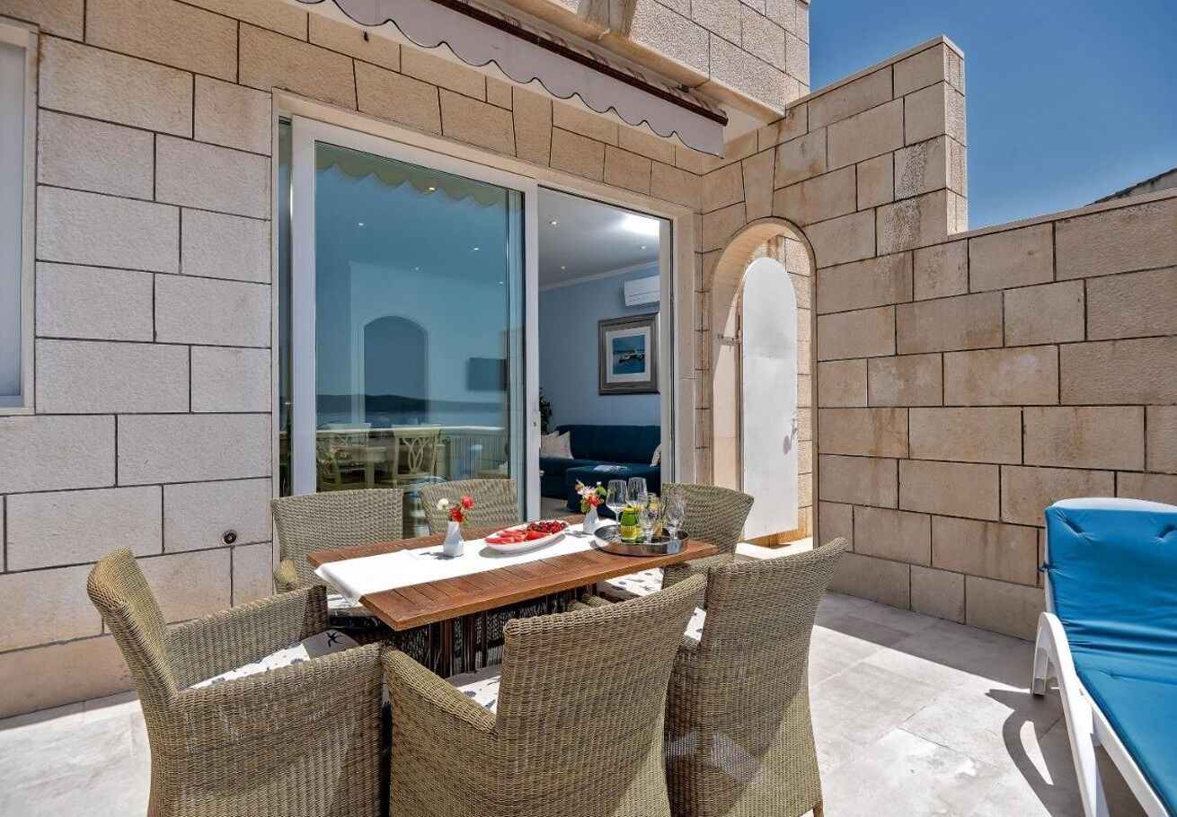 Apartments Draga 11046-A1
