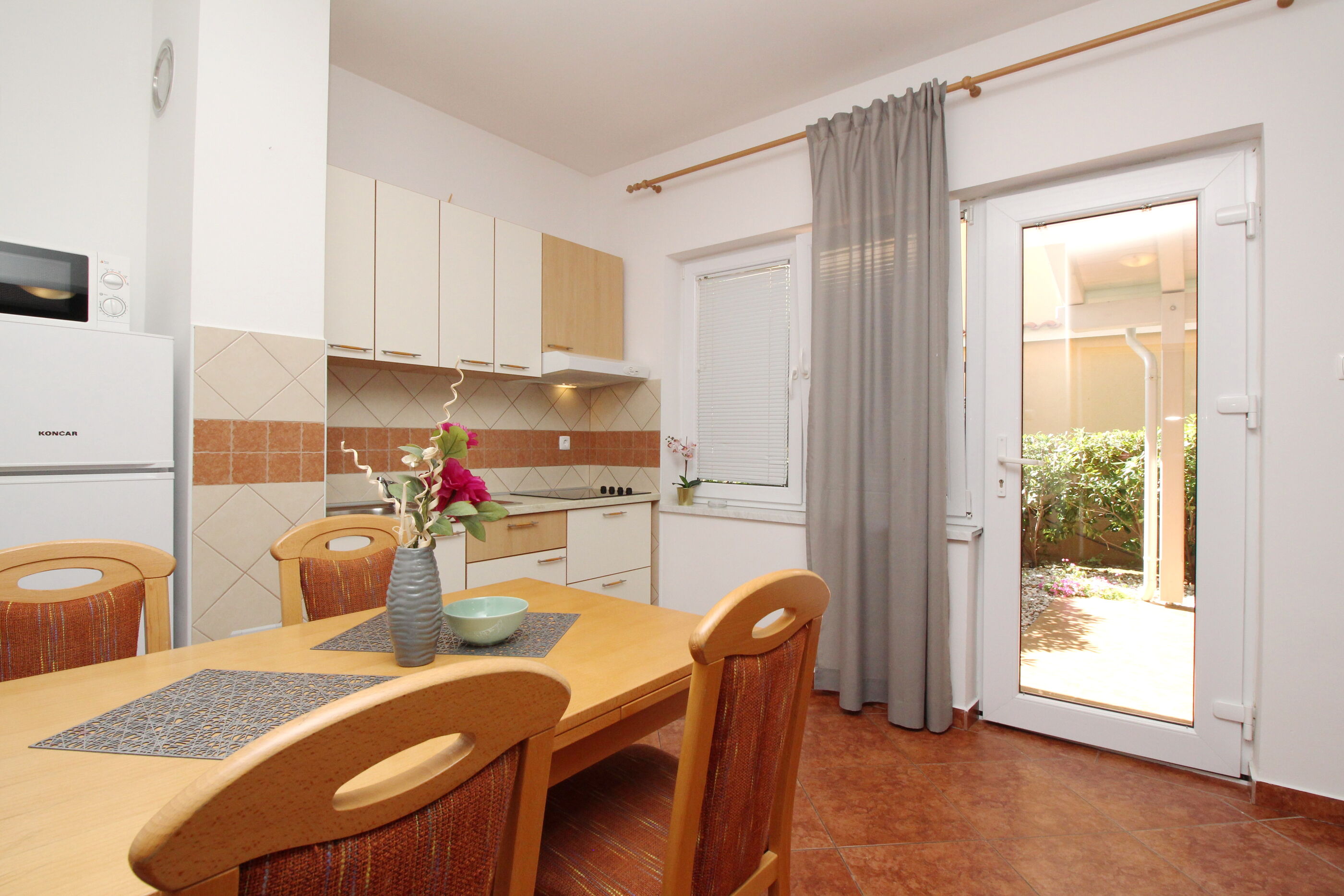 Apartments Villa Akvarij 69091-A1