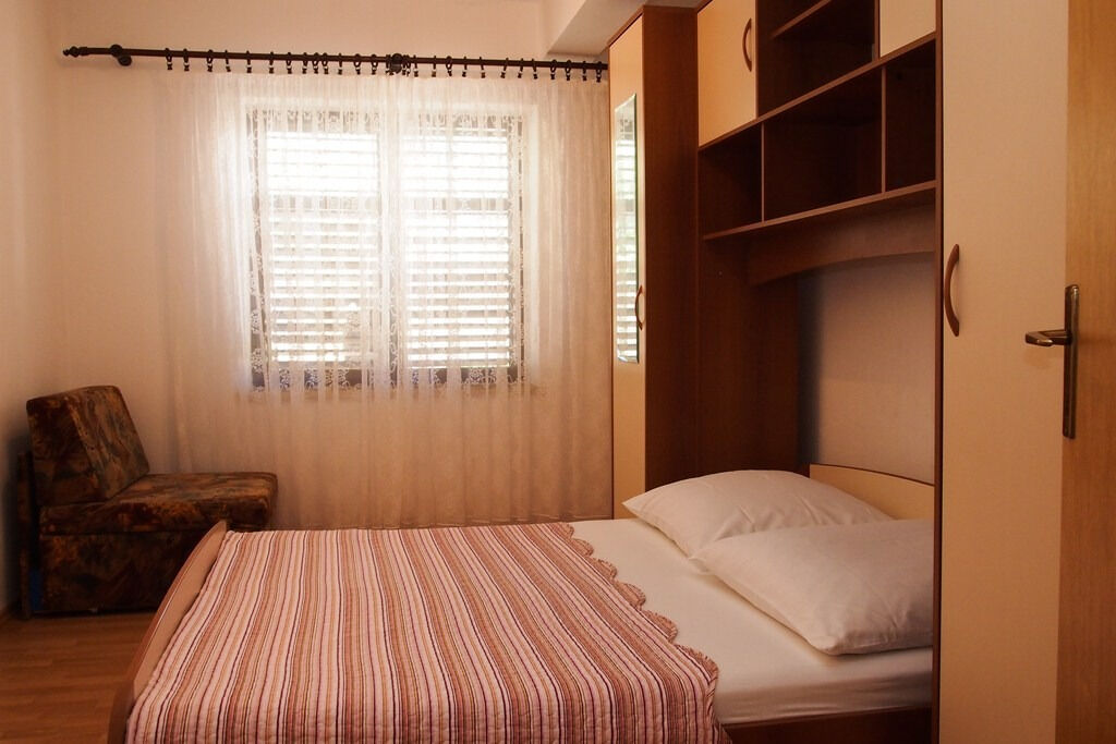 Apartments Ruza 110421-A1