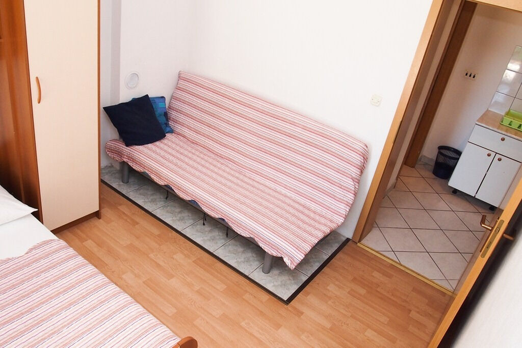 Apartments Ruza 110421-A1