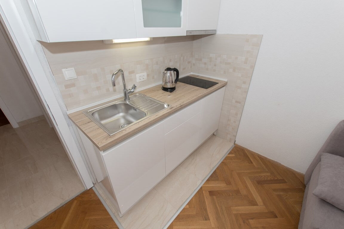 Apartments Ruza 110421-A8