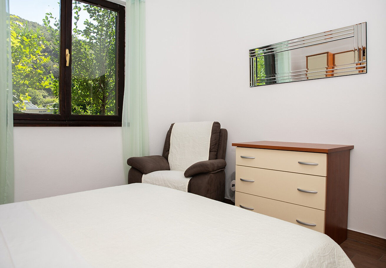Apartment Mira 110481-A1