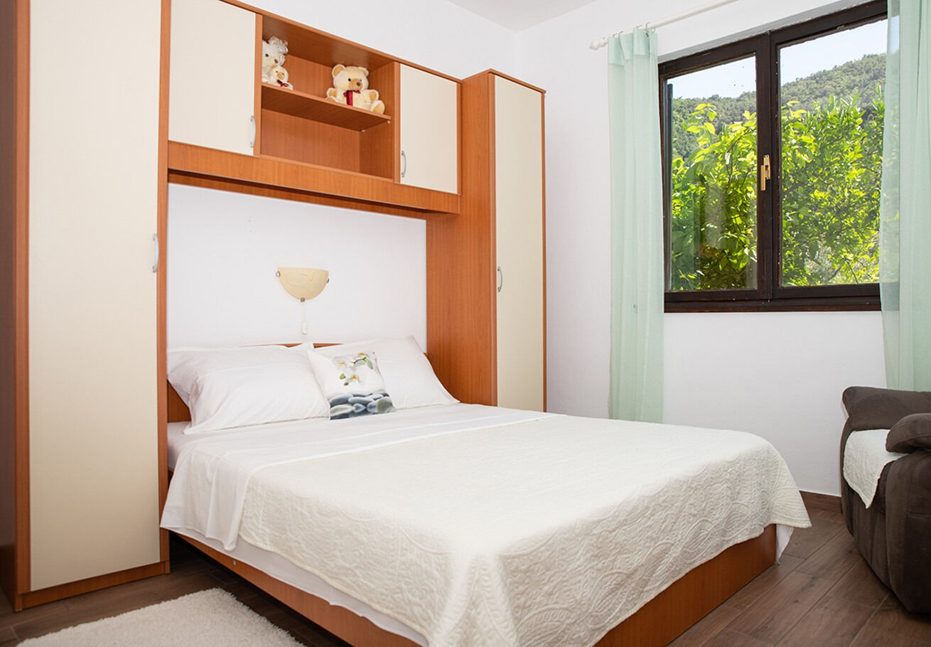 Apartment Mira 110481-A1