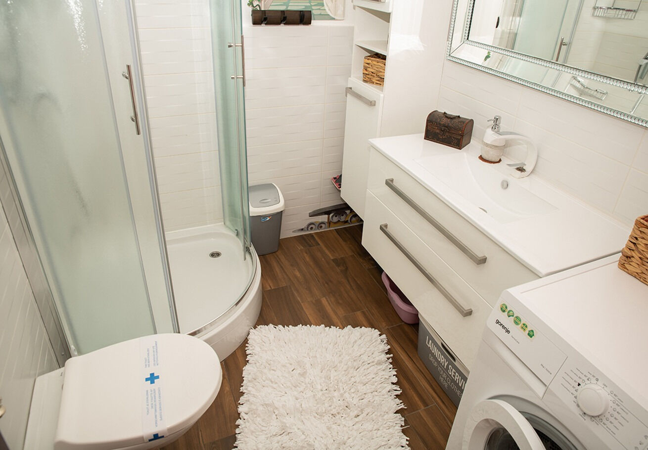 Apartment Mira 110481-A1