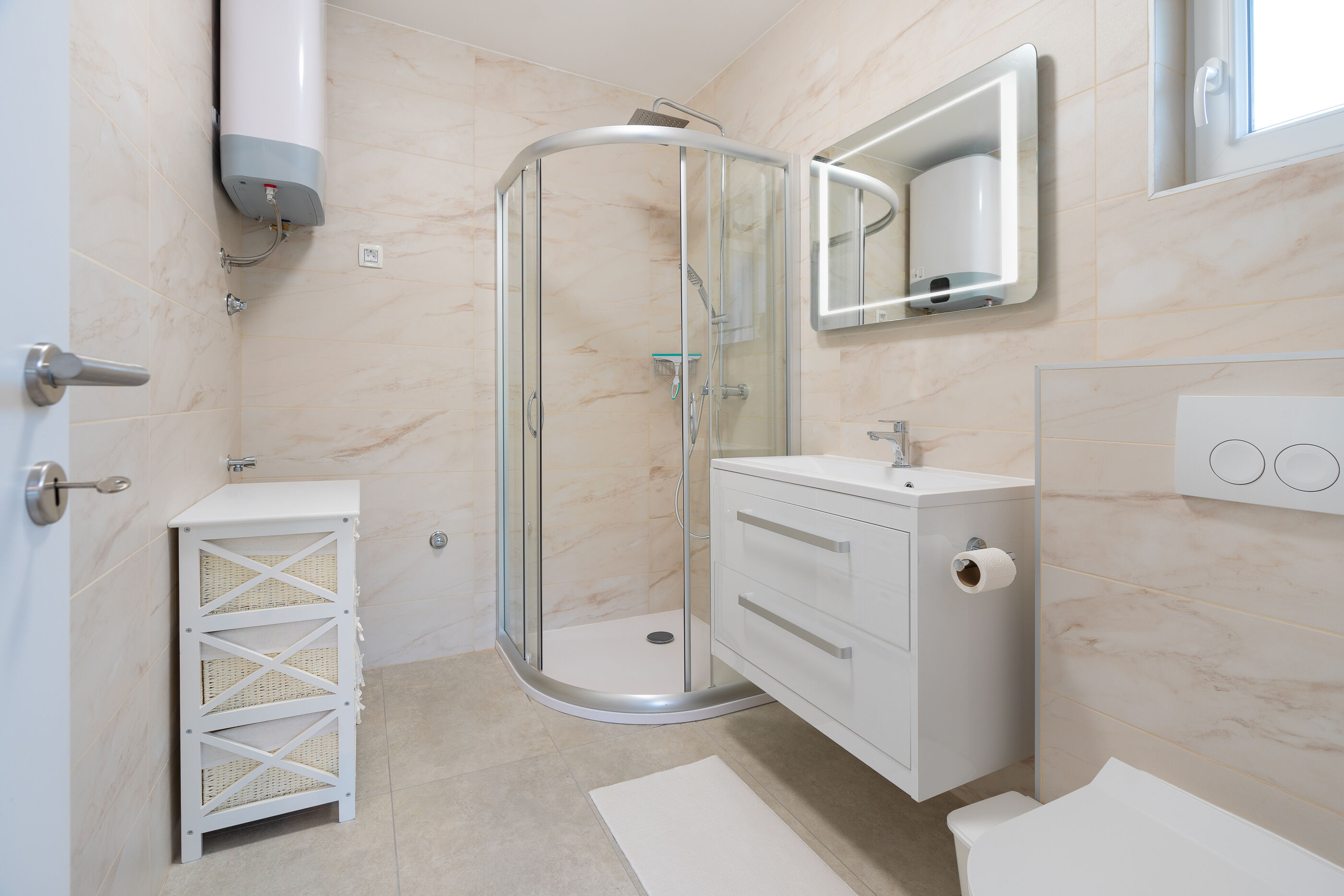Apartments and Rooms Number One 64133-S4