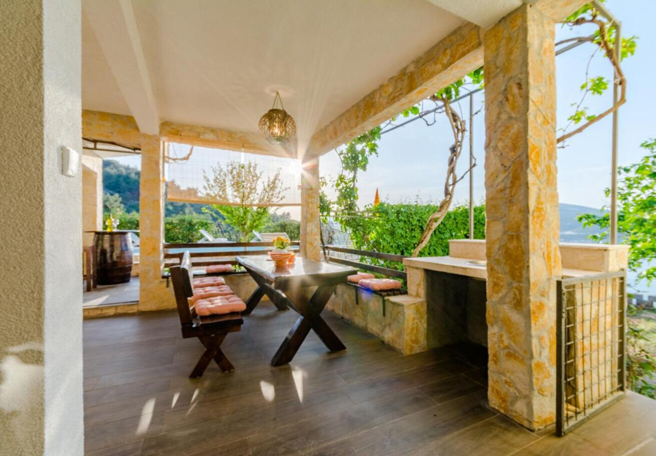 Apartment Ljubo 11055-A1