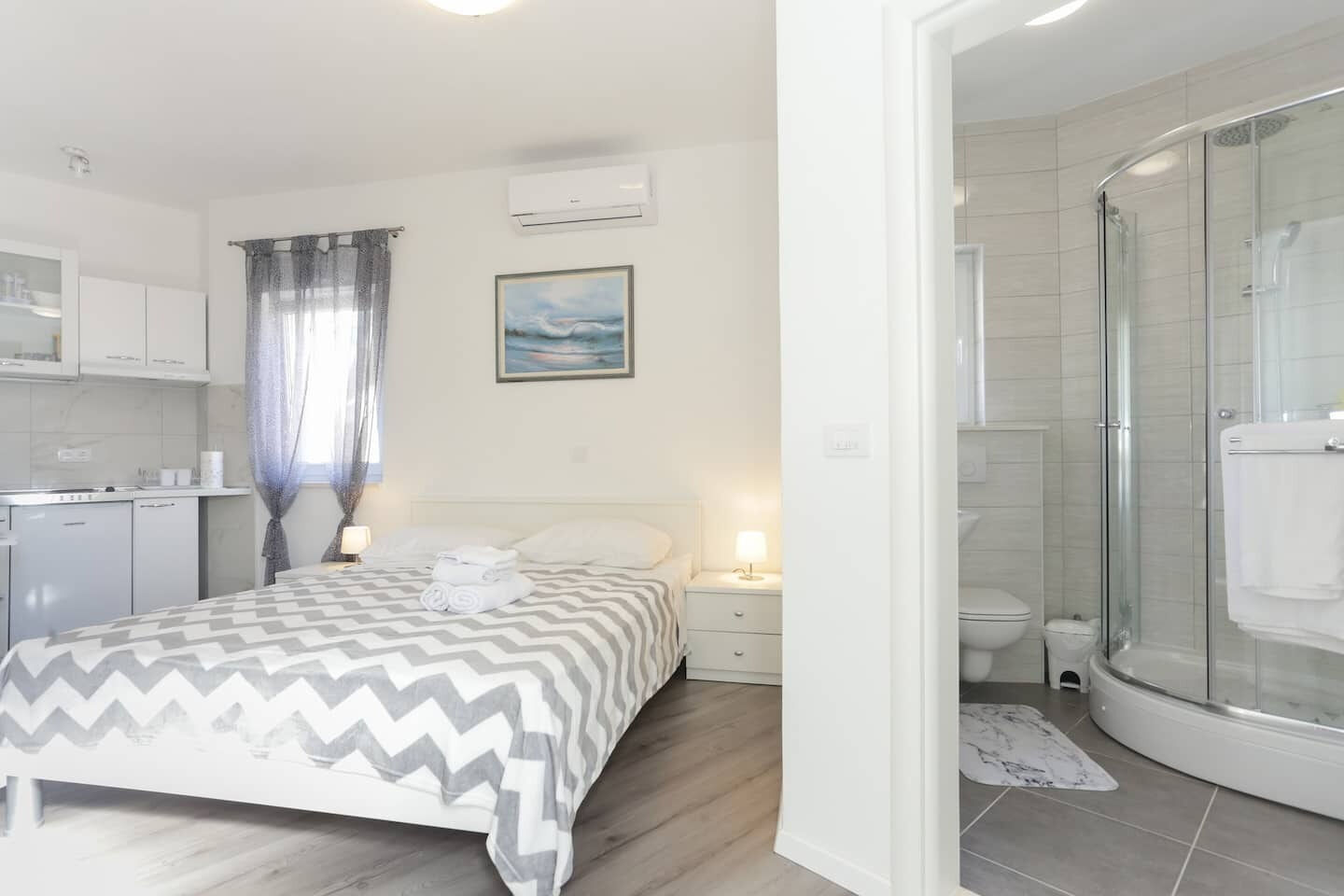 House Ivica 110551-K1