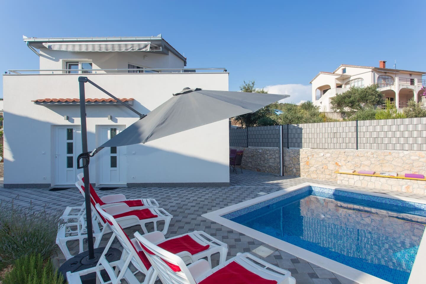 House Ivica 110551-K1