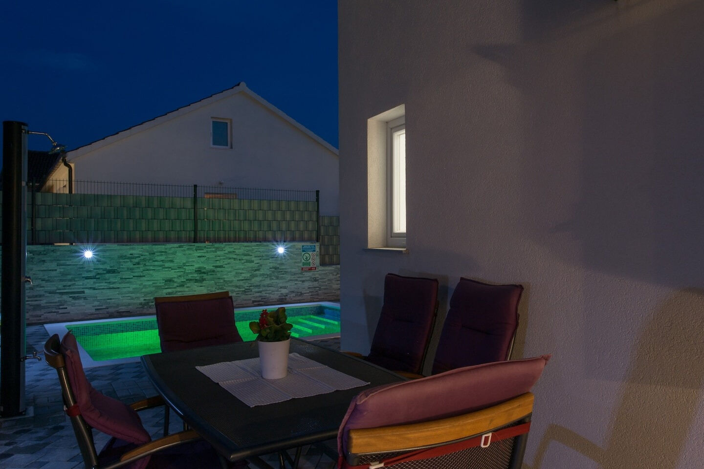 House Ivica 110551-K1