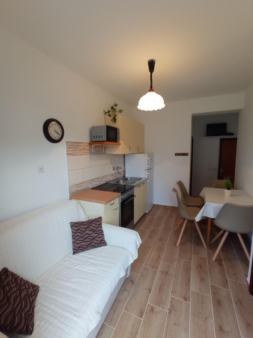 Apartments Ivo 110561-A2