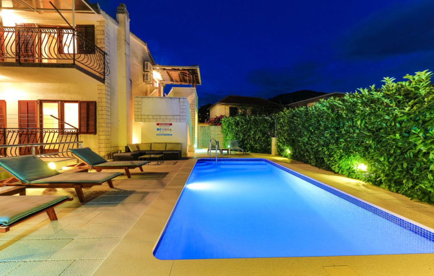 House Rafaeli 11066-K1
