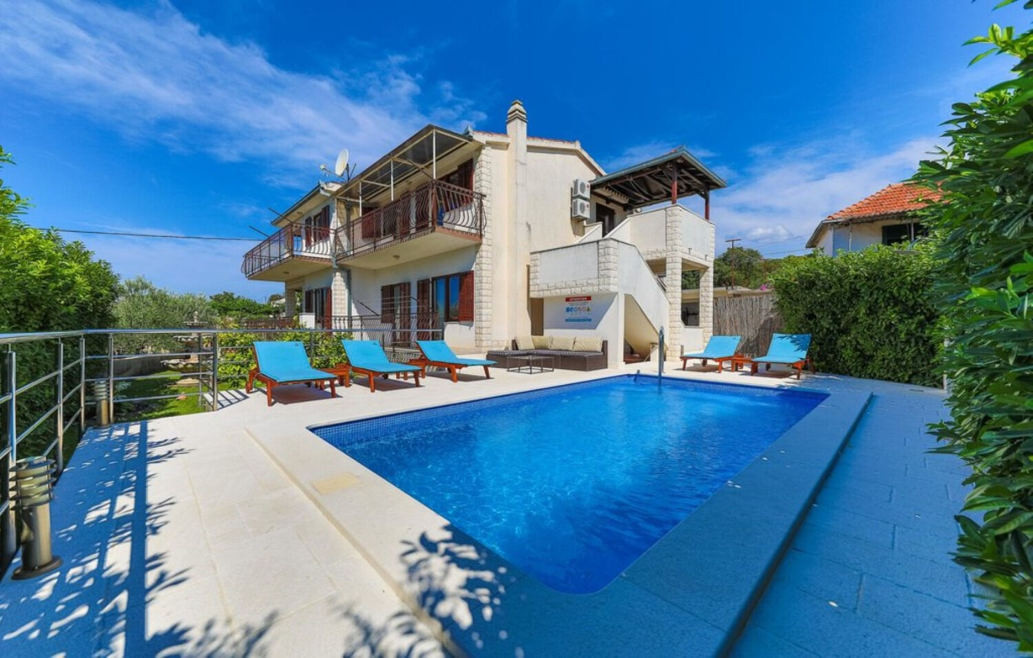 House Rafaeli 11066-K1