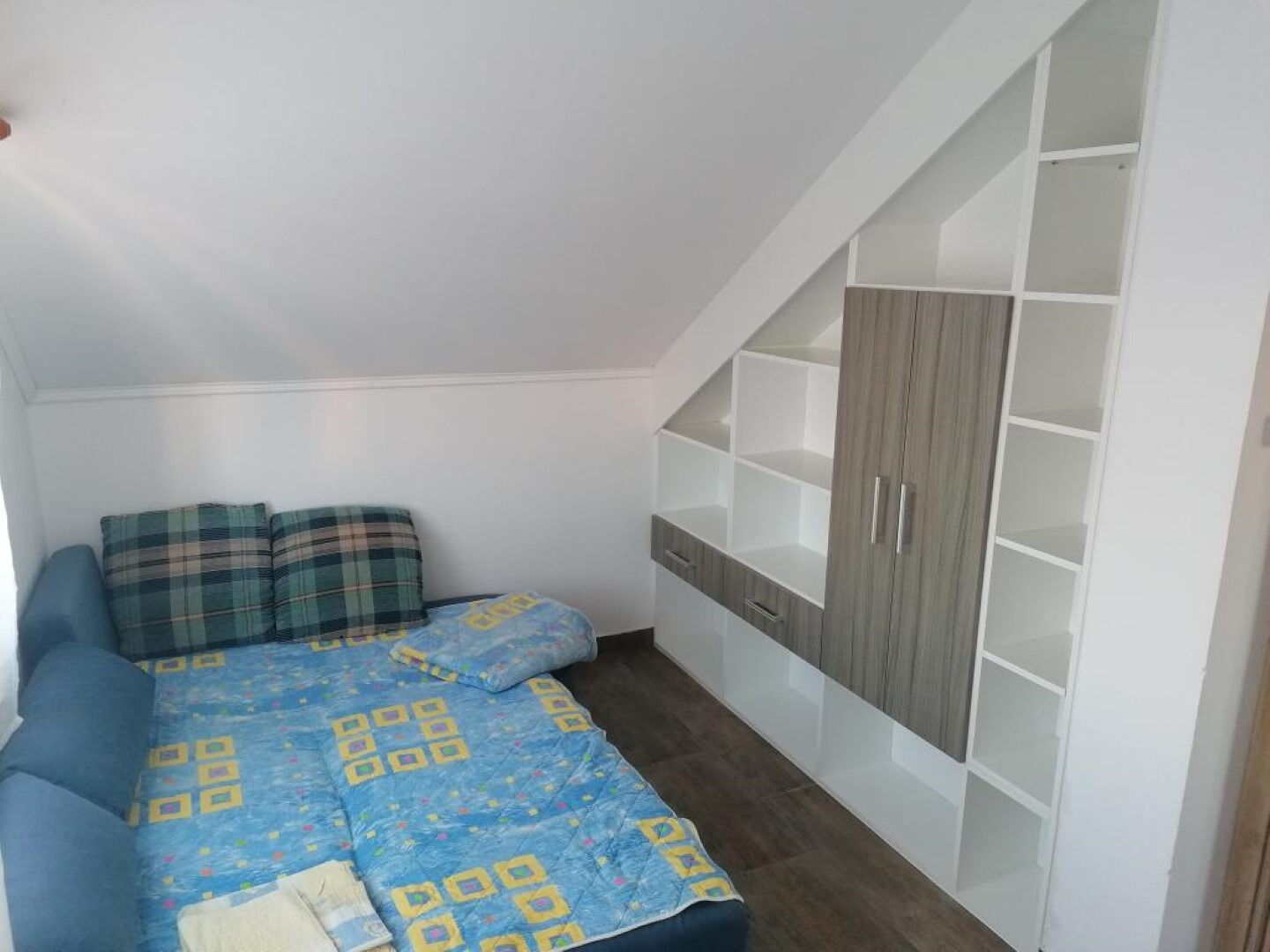 Apartments Budi 11068-A3