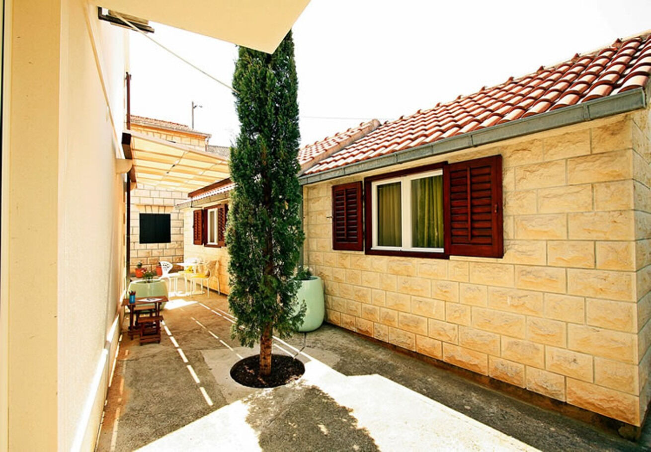House Ivi 110661-K1