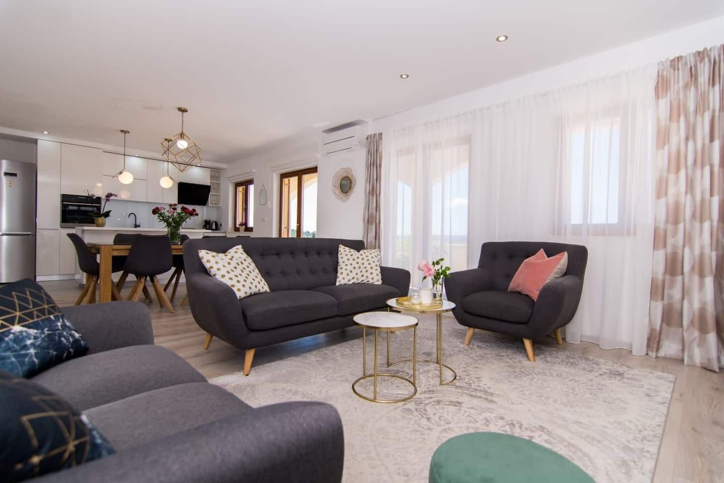 Apartment Tom 11075-A1