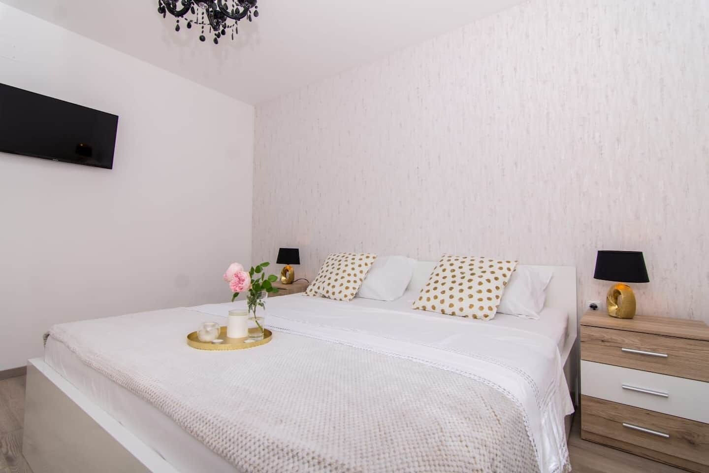 Apartment Tom 11075-A1