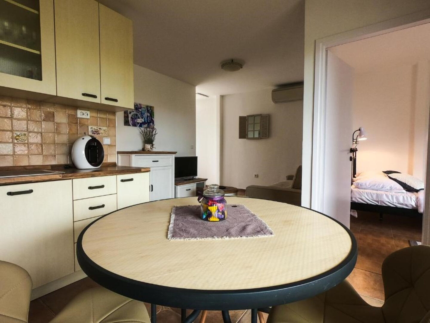 Apartments Kike 11078-A3
